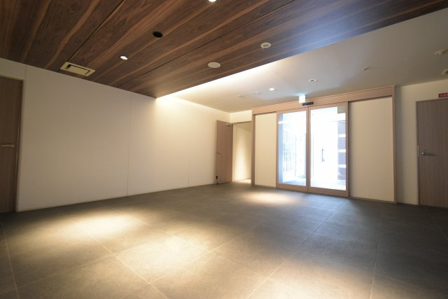 ベルエ難波西のロビー