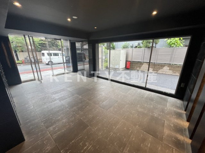 【ロビー】 | ＡＸＡＳ千鳥町 | 建物の内部です