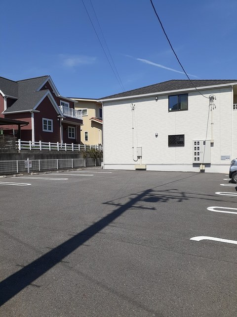 ＳＵＮニシルの駐車場