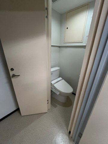 麹町３丁目ビルのトイレ
