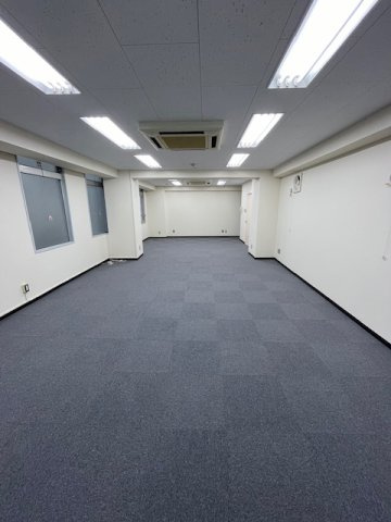 麹町３丁目ビルの内装