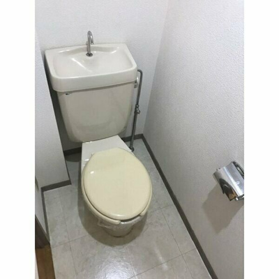 【トイレ】 | レジデンス横山 | 洋室です