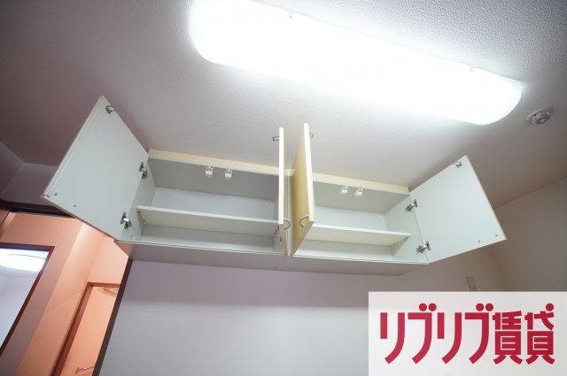 ロイヤルクレッセント西登戸のキッチン