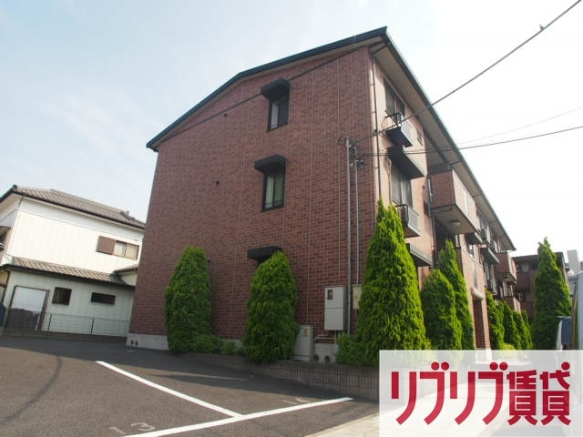 ロイヤルクレッセント西登戸の外観