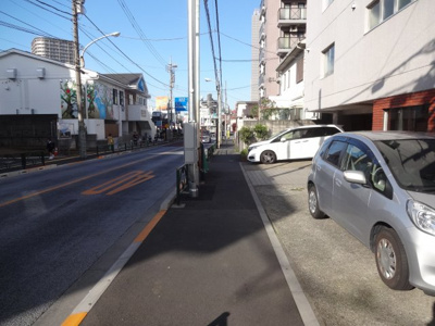 【周辺】 | メゾン上野桜木 | メゾン上野桜木　物件前　言問通り沿いの物件です