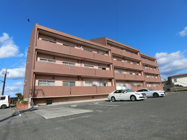 フジパレス新開の外観
