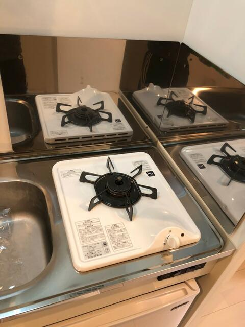 ※写真は別号室です