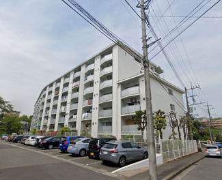 【外観】 | 6階部分・南向き角部屋！廊下側も人通りが少なくプラシバシーを保てます。
匂いが居室につきにくい独立キッチン採用。収納力のあるWIC設置♪