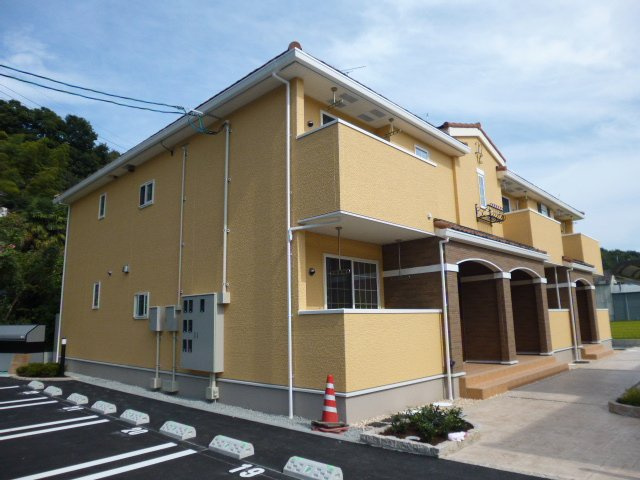 ブライト・ヒルサイドBの外観