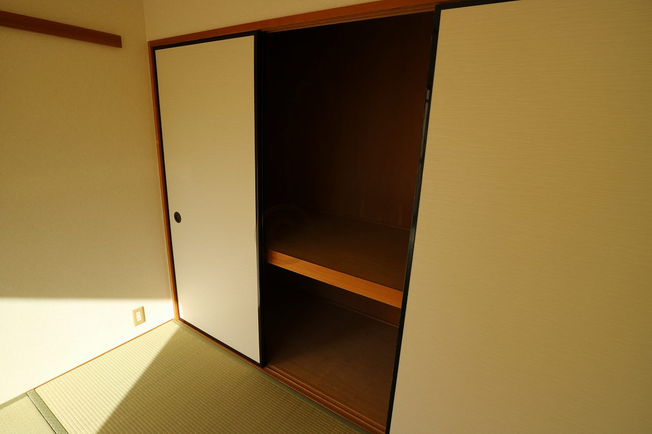 エレガンテ本山の収納