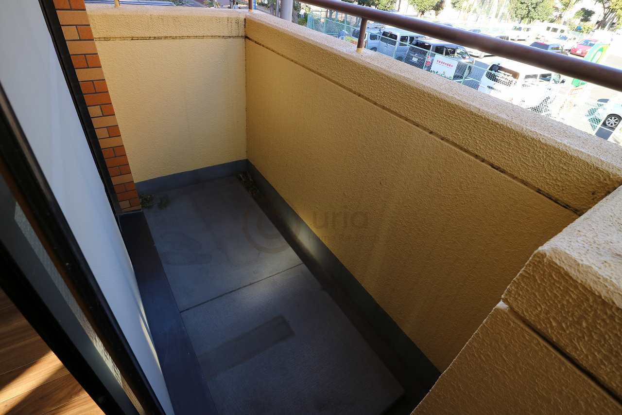 エレガンテ本山のバルコニー