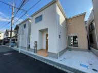 ★南向きバルコニーにつき陽当たり良好★ウォークインクローゼットあり★豊中市柴原町1丁目新築戸建♪の画像