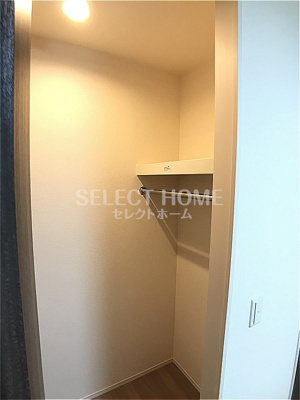 【収納】 | カーサＴＥＮ | 小物を収納するのに便利です同型タイプ