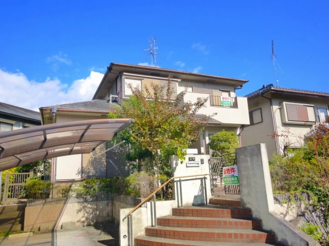 青山2丁目一戸建ての外観