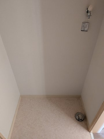 【その他】 | シンエイ第８東船橋マンション | 室内洗濯機置場です