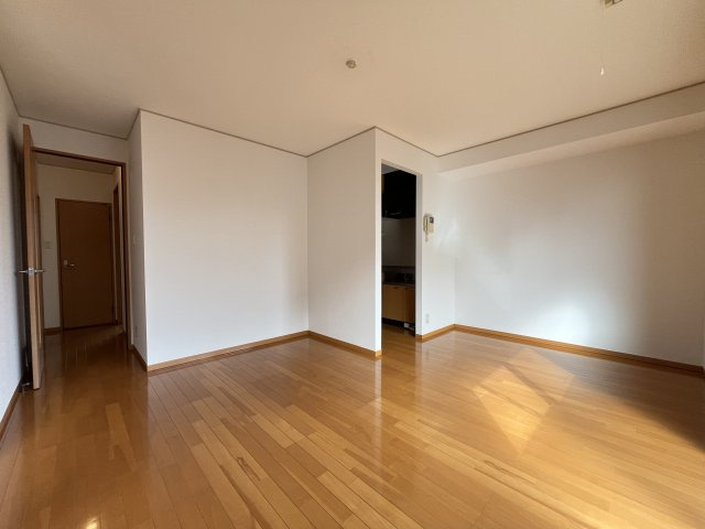 TMKホープⅡK棟の玄関