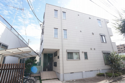 【外観】 | ポルク | 南向きの明るく瀟洒な建物です