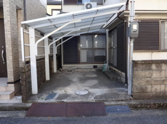 【駐車場】 | 屋根付駐車スペース♪