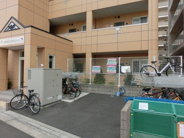 日向セントラルコートのその他共用部分|日向セントラルコート　駐輪場