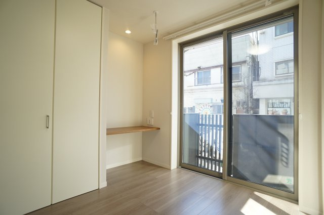 Urban　Kubrickの設備|デスクカウンター　テレワークや家事スペースに利用できます。