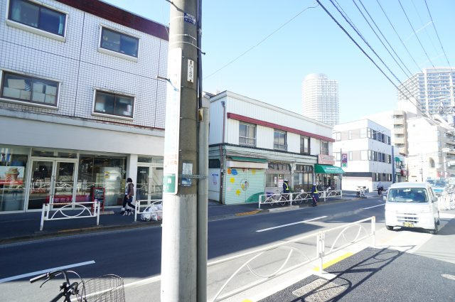 Urban　Kubrickの展望|前面は道路で陽当たり良好♪