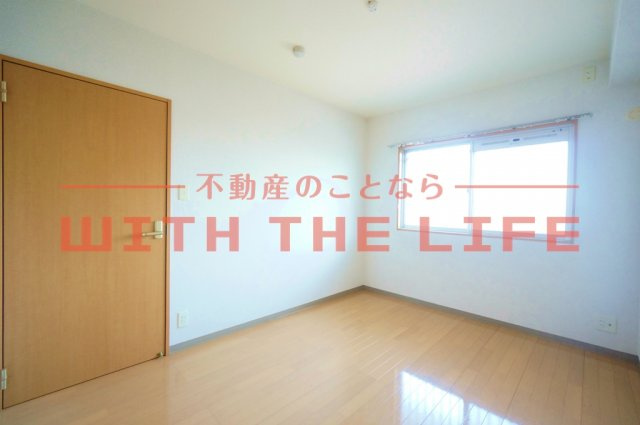 【キャッシュバック対象物件】ロックベアーヒルズIの洋室|個人の部屋や寝室として使える洋室です