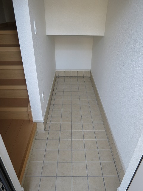 サンリット王禅の玄関