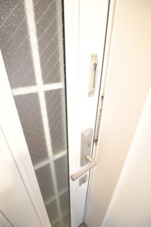 【玄関】 | パル・なでしこ | 安心のダブルロック