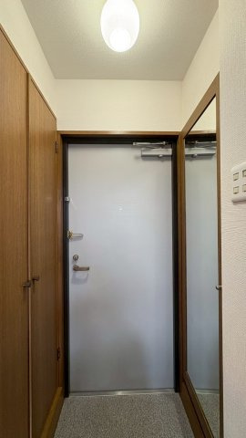 ヴァージャ小若江( 近畿大学 一人暮らし )の玄関