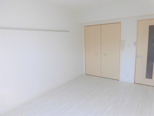 ラフィーネ　シャラの洋室