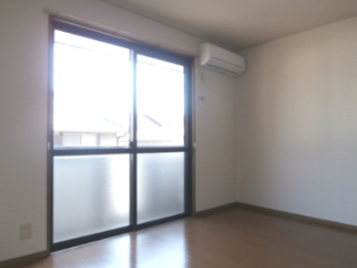 【寝室】 | パティオ翼