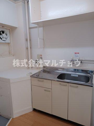 ヴィラナリー田辺のキッチン|お料理しやすいキッチンです