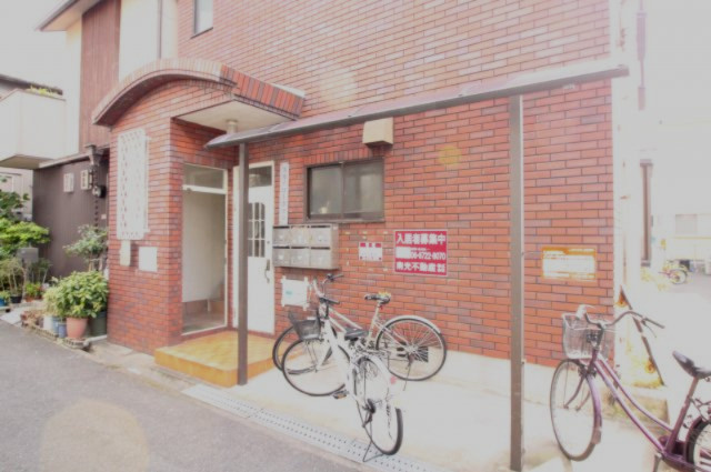 スカイコーポ加藤( 近畿大学 一人暮らし )のエントランス