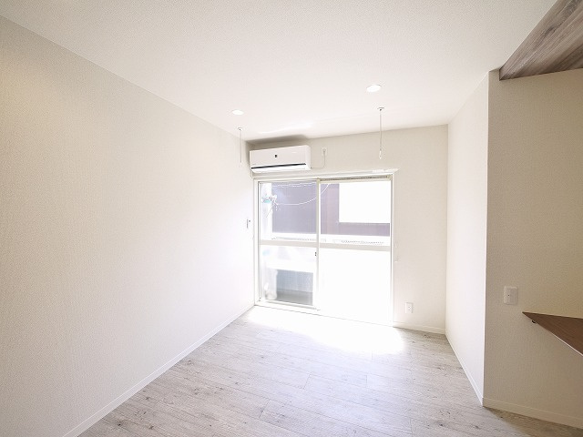 ラポールの居間・リビング|おしゃれな居間です