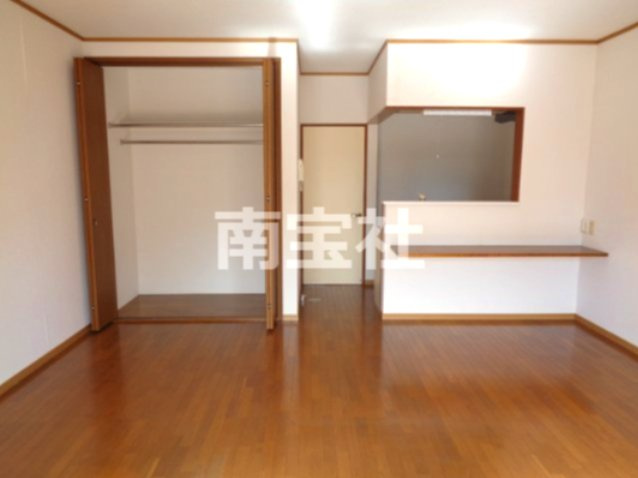 【居間・リビング】