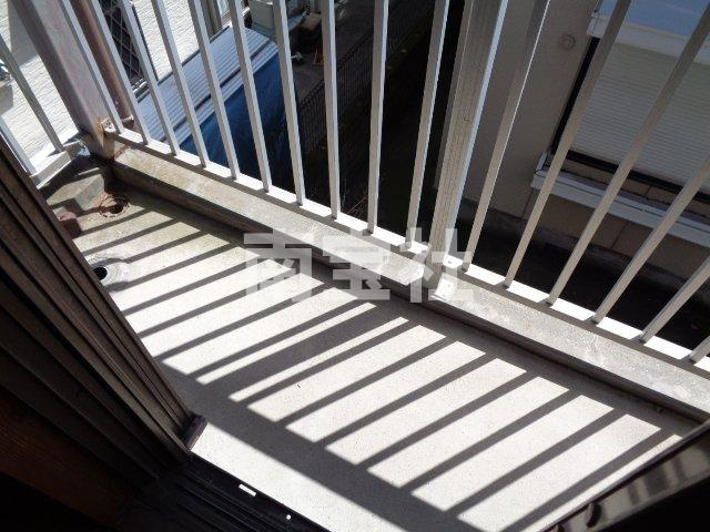 【バルコニー】