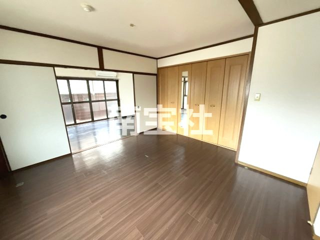 【居間・リビング】