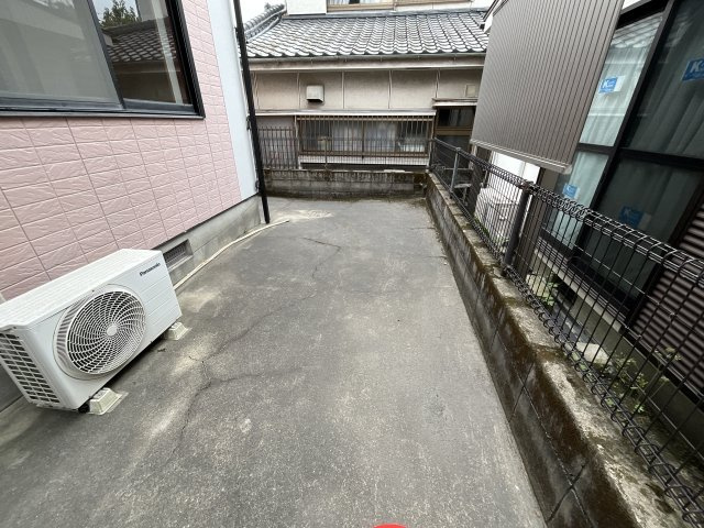 【庭】
