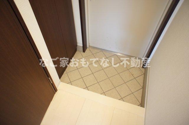 【玄関】 | ブラウニー（ＢＲＯＷＮＩＥ） | ※写真は別号室