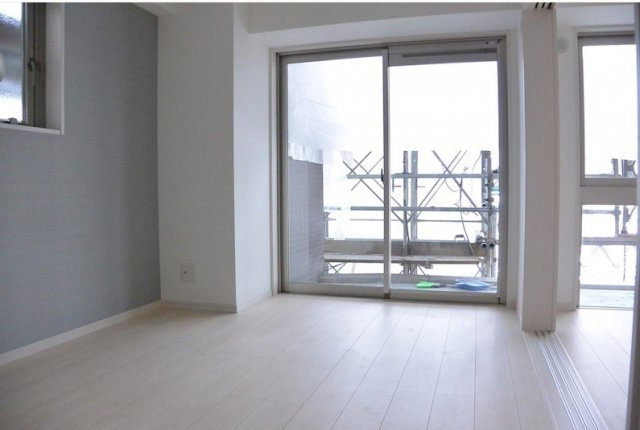 【洋室】 | ルヴェドゥソレイユ | 同建物サンプル画像