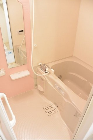 【浴室】 | ルヴェドゥソレイユ | 同建物サンプル画像