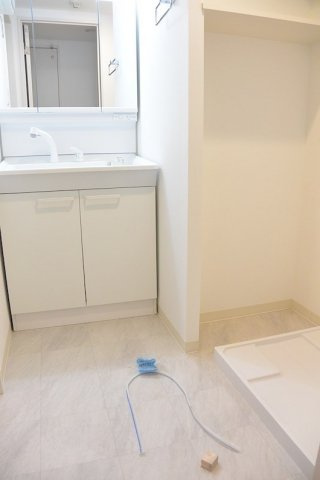 【独立洗面台】 | ルヴェドゥソレイユ | 同建物サンプル画像