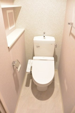 【トイレ】 | ルヴェドゥソレイユ | 同建物サンプル画像