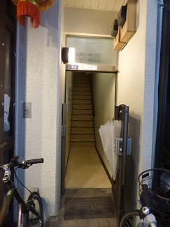 【エントランス】