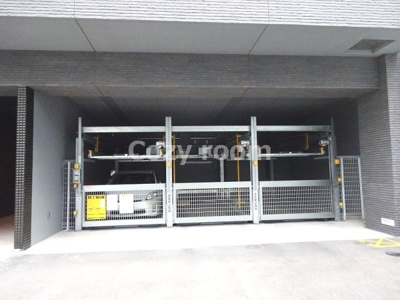 【駐車場】 | ディームス江坂駅前Ⅱ | 駐車場があります