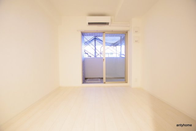 エスリード大阪CENTRAL AVENUE 　仲介手数料無料の居間・リビング