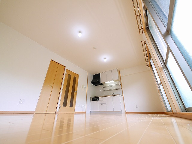 Hale学園前の居間・リビング|ゆったりとしたリビングです