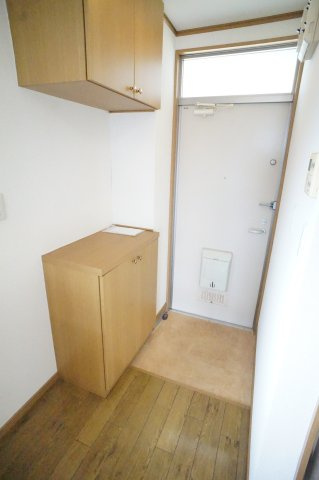 アウトリガー津田沼の玄関