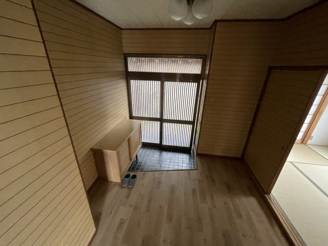 【玄関】 | 名塩ガーデン貸家