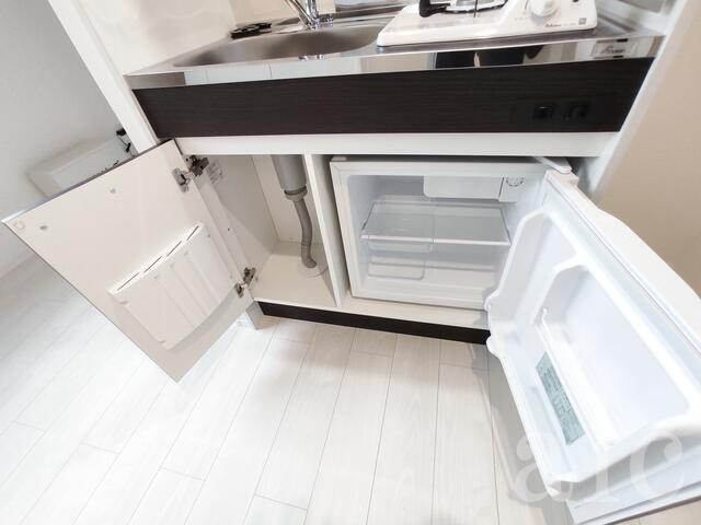 ミニ冷蔵庫付